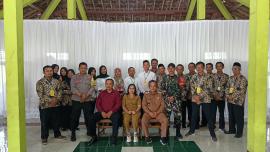 Ujian pendaftaran dukuh dan staf